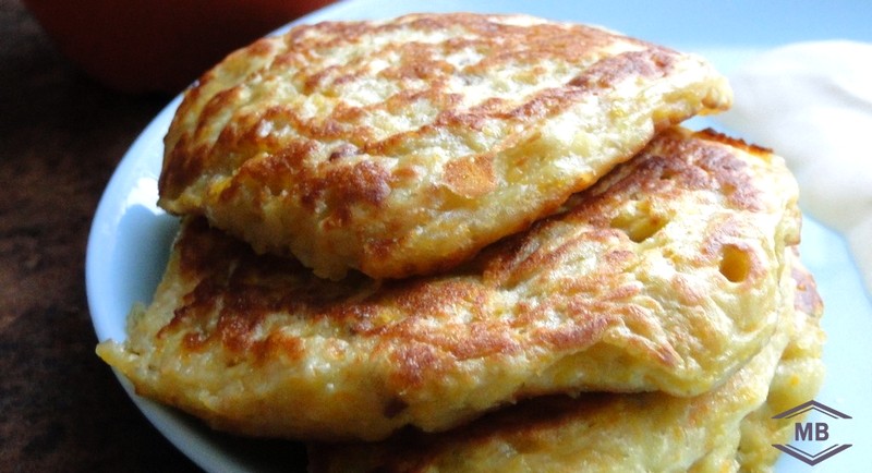 Осенью готовлю оладьи из тыквы и яблок