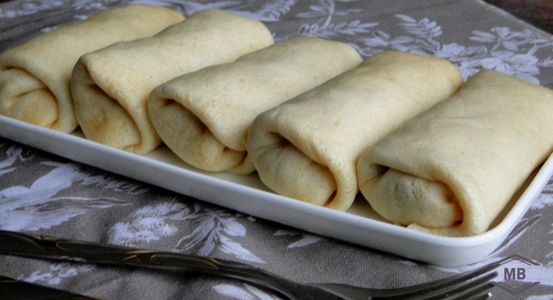 Тарелка блинов + любимая начинка = блюдо дня